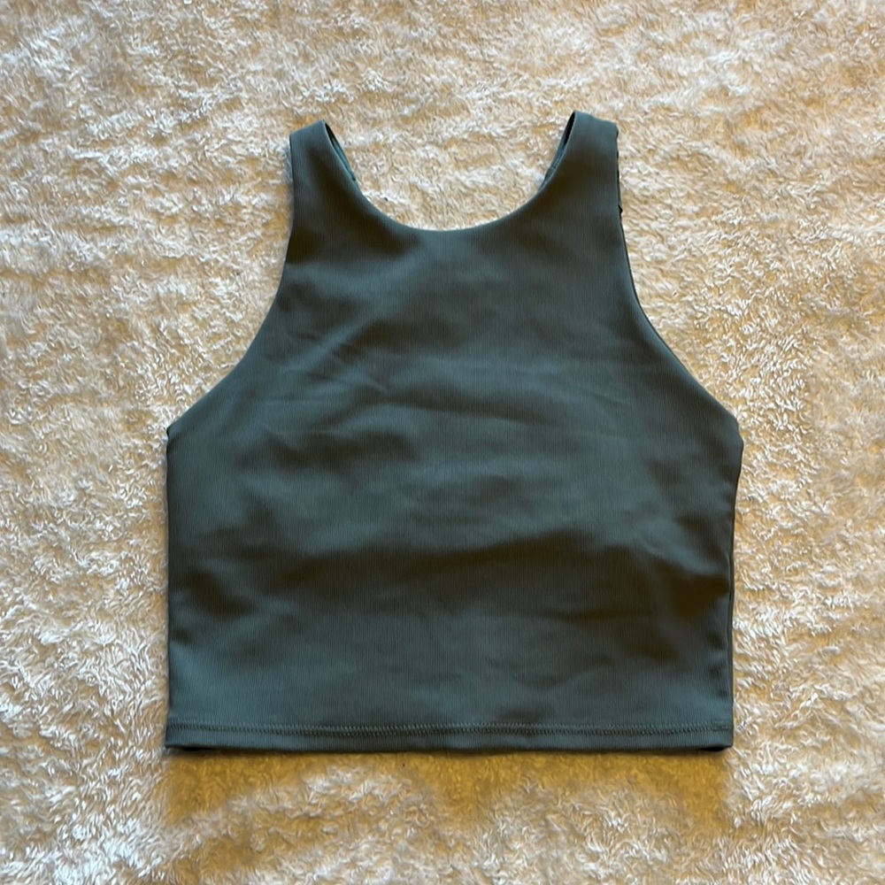 Kyodan athletic top. Size M